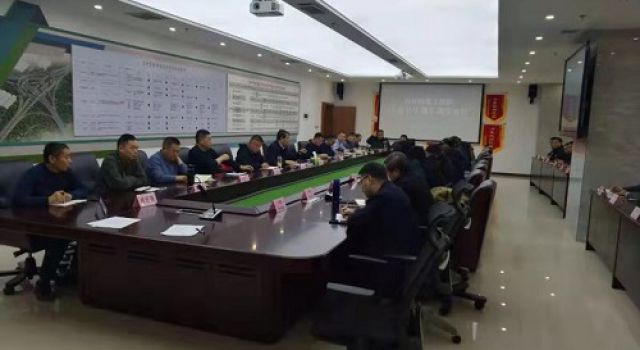 濟(jì)寧市內(nèi)環(huán)高架及連接線建設(shè)指揮部召開提前通車調(diào)度會