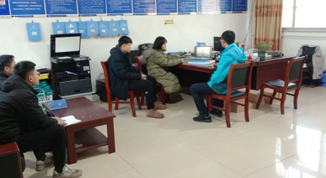 秦濱高速試驗(yàn)室組織對(duì)新員工試驗(yàn)培訓(xùn)