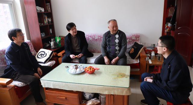 情系國外員工、走訪慰問家屬----公司工會主席一行走訪慰問赴南蘇丹朱巴-倫拜克項目員工家屬