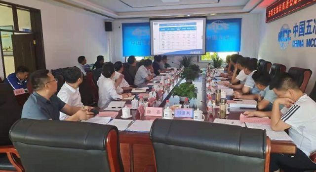 濟(jì)濰高速第二駐地辦組織三、四合同召開工地調(diào)度會