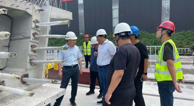 省交通運輸廳執(zhí)法局蒞臨濟濰四合同預(yù)制場督查指導(dǎo)工作