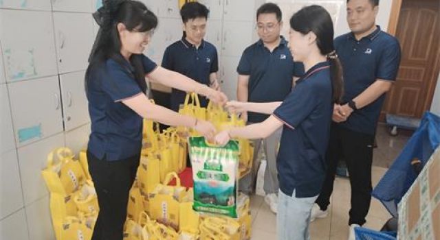 強(qiáng)基固本再奮楫、炎炎夏日送清涼
